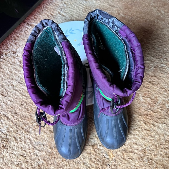 Women's Sorel Purple Winter snow Boots with illuminate Sz 6 Waterproof. - Picture 7 of 16